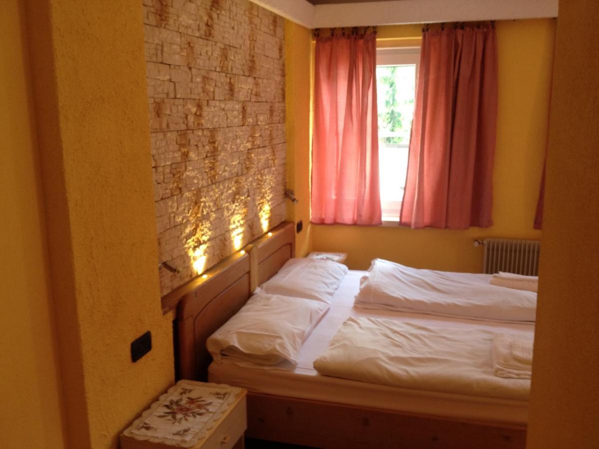 Casa Claudio-Appartamenti In Centro Campitello di Fassa Zewnętrze zdjęcie